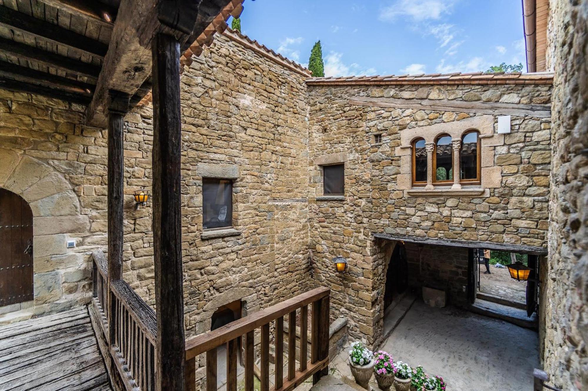 Villa Castell In Girona Sant Miquel de Campmajor Esterno foto