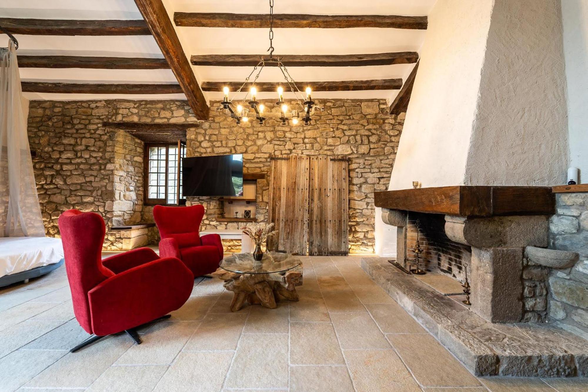 Villa Castell In Girona Sant Miquel de Campmajor Esterno foto