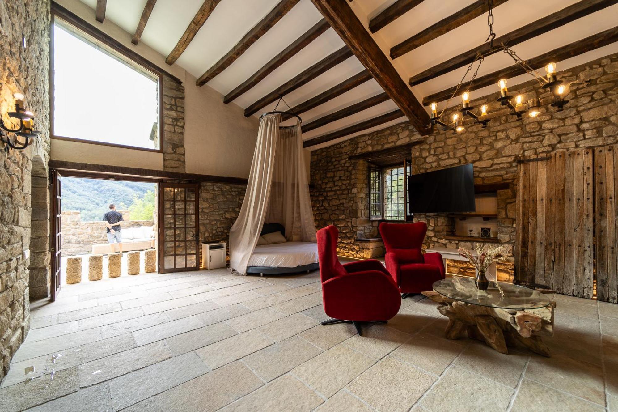 Villa Castell In Girona Sant Miquel de Campmajor Esterno foto